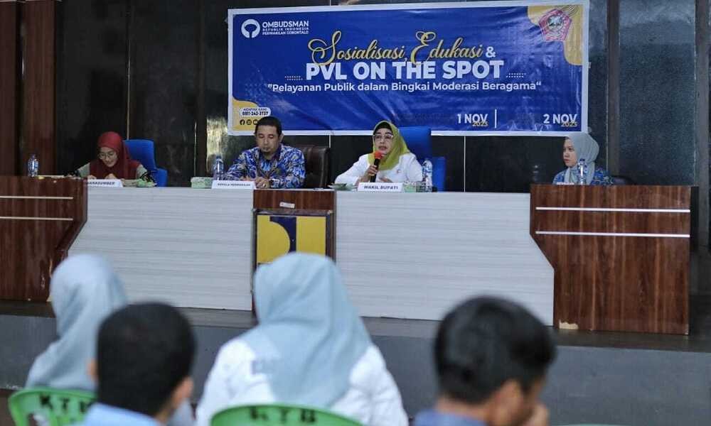 28 Ombudsman Republik Indonesia perwakilan Provinsi Gorontalo kembali melaksanakan sosialisasi edukasi dan PVL On The Spot kepada lintas elemen masyarakat di Kabupaten Pohuwato, Rabu (01/11/2023), di Aula Dinas PUPR Kabupaten Pohuwato.