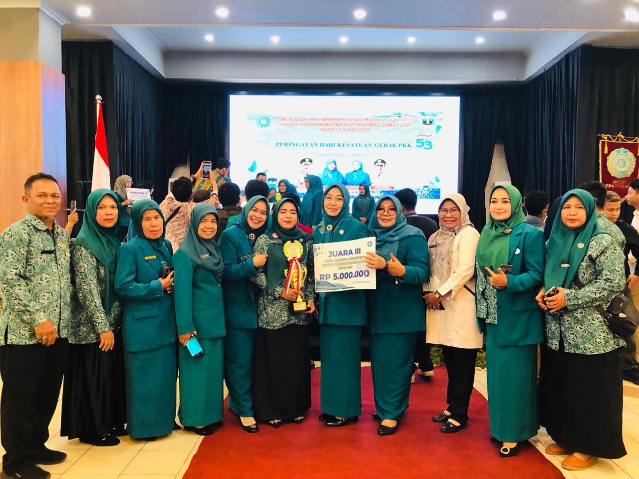 28 Dasa Wisma Teratai Putih IV Payakumbuh Raih Juara III Tingkat Sumbar