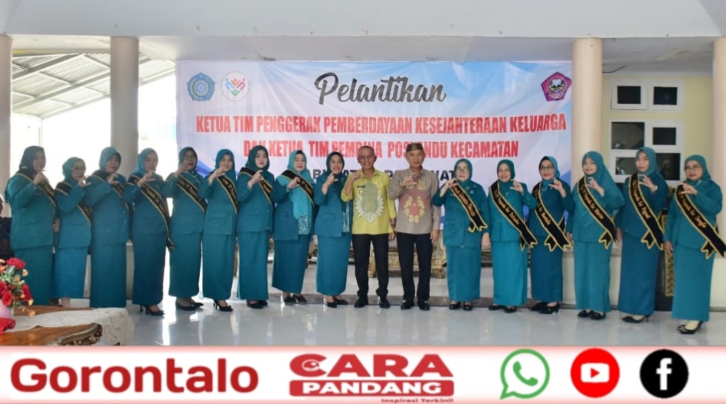 28 Ketua TP.PKK Pohuwato Lantik Tujuh Ketua TP.PKK Kecamatan